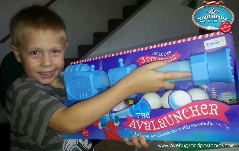 Hallmark Northpole Gifts -  Avalauncher and the Magic Snowball