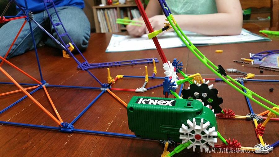 Christmas list TOP TOY: K'NEX Wild Whiplash Roller Coaster