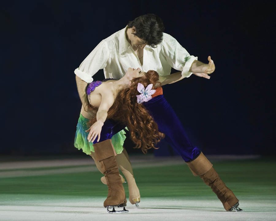 disney_on_ice_worlds_of_enchantment_ariel