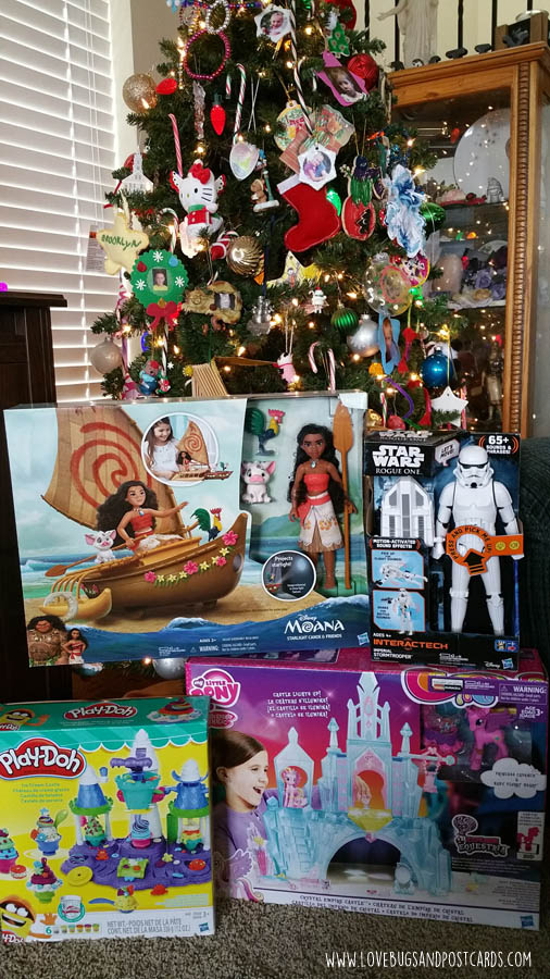Hot toys for Christmas from Hasbro PlayLikeHasbro Lovebugs and Postcards