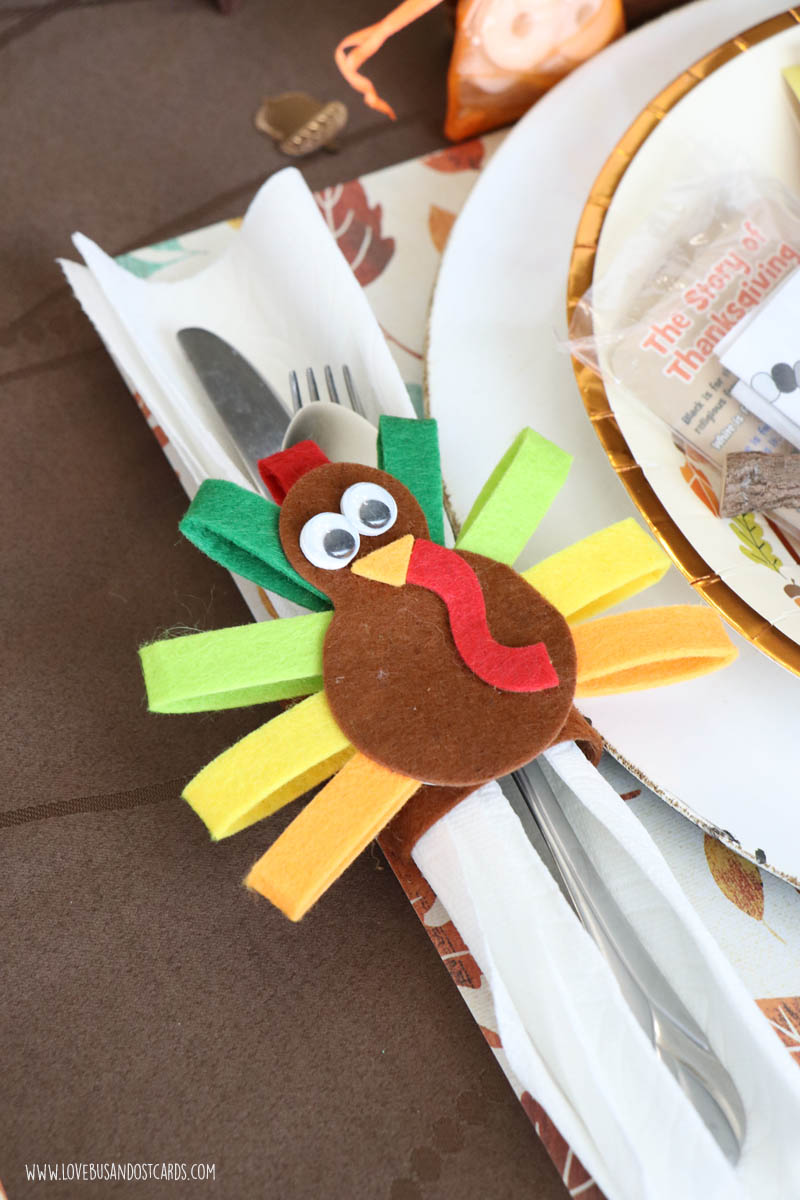 Thanksgiving Table Settings (kid-friendly) + Thanksgiving Activity ...